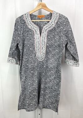 ROBERTA FREYMANN Size M Printed Tunic Top 3/4 Sleeve Geometric Navy Blue White
